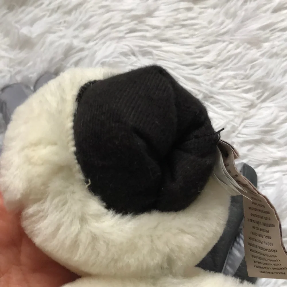 UGG women’s gloves